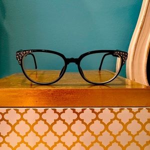 See eyewear frames 2481 Black cat eye frames with gold accents